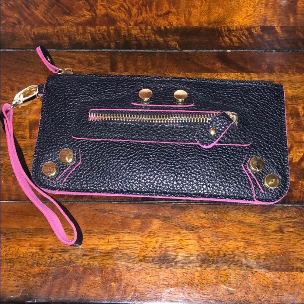 Authentic Steve Madden wristlet